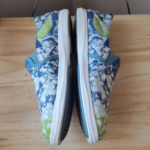 Olukai Hale'iwa Pa'i Slip On Shoes - Picture 6 of 12